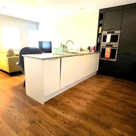 Lägenhet Modern Centre Luxury - Sleeps 6 *